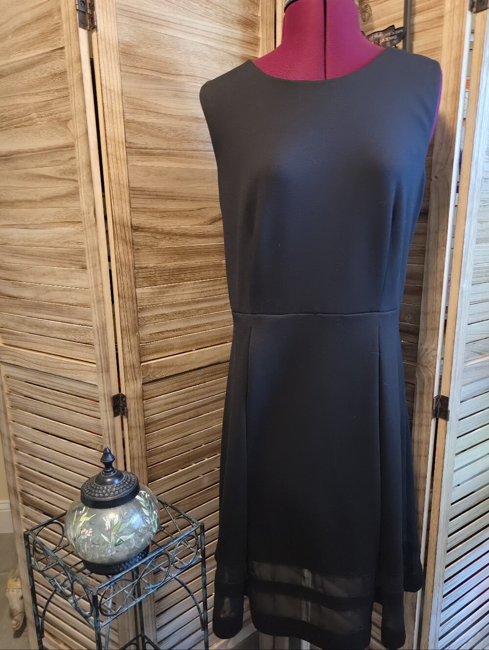 Calvin Klein 12 Sleeveless Dress
